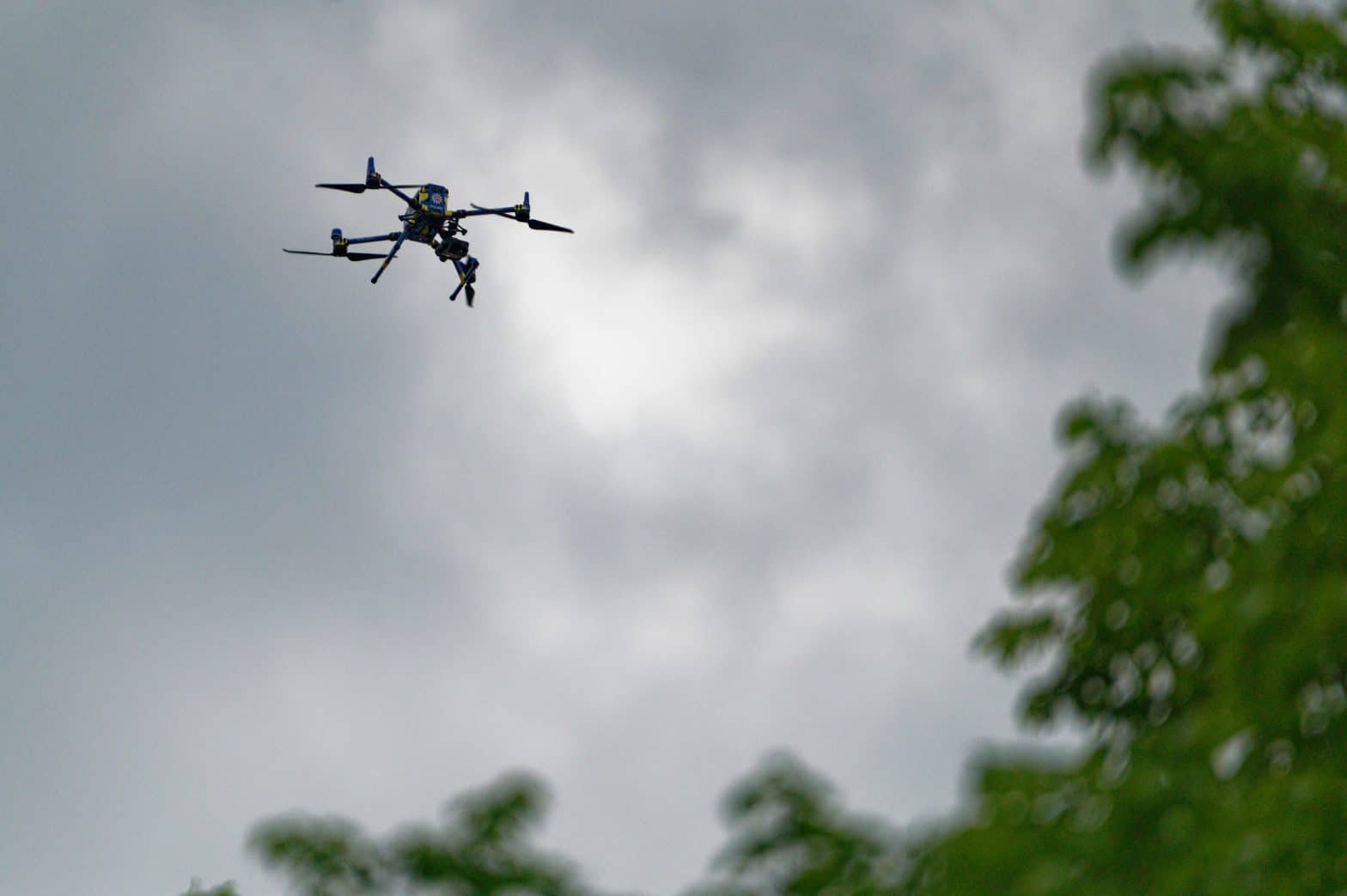 derniere actu pour les passionnes la justice sanctionne la prefecture pour utilisation illegale de drones lors dune manifestation